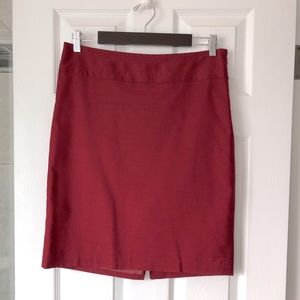 The Limited Pencil Skirt, Sz 8, Red